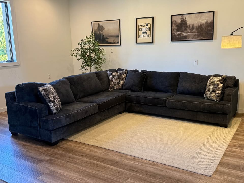 Ashley furniture 3-pc Abberson sectional couch delivery available